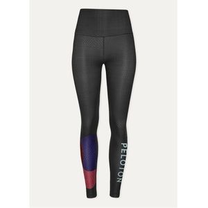 PELOTON TOPSY TURVY HW LEGGING
by WITH